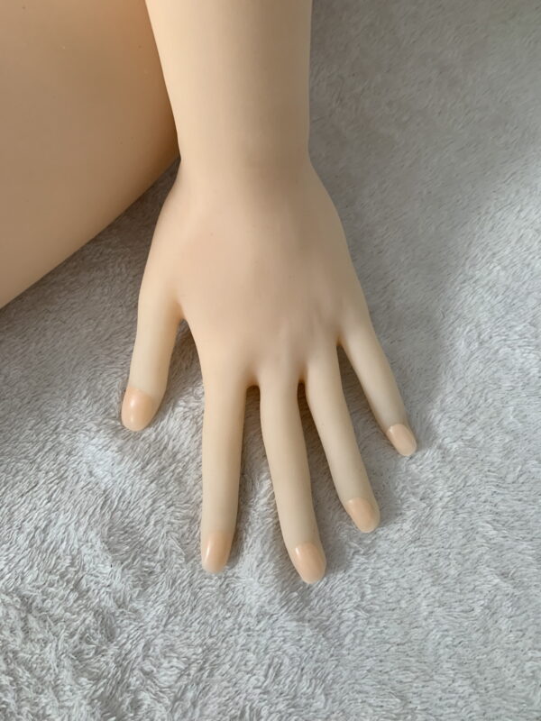 Olivia FULL-SIZED REALISTIC SEX DOLL A Nightlife Queen Height 5' 6" (168cm)