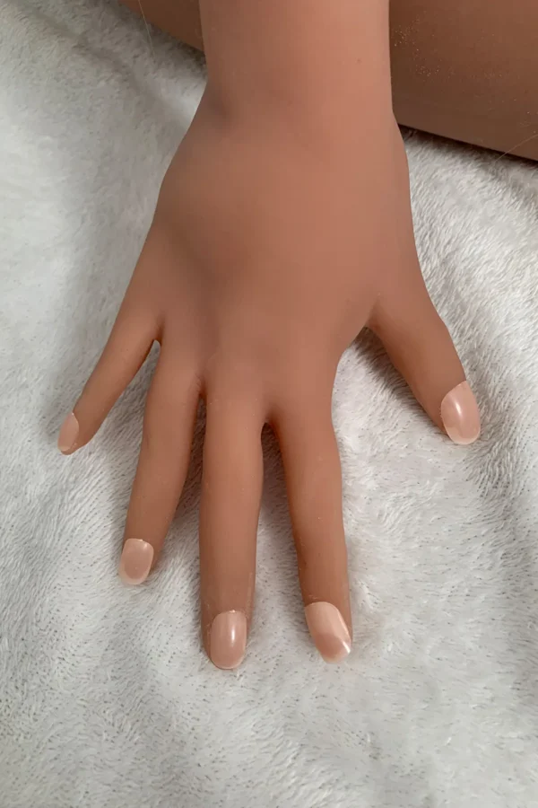 BIANCA FULL-SIZED REALISTIC SEX DOLL My dream girl Height 5' 6"  (168cm)